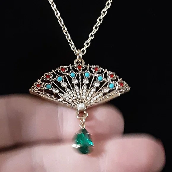 Handmade Victorian Fan Necklace 22" Long Chain - Picture 4 of 4